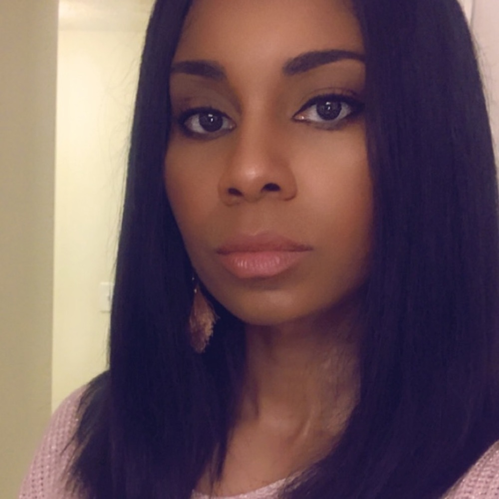 Meet your Posher, Andrea